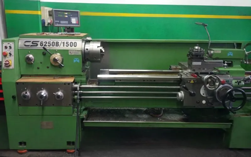 Universal Lathe