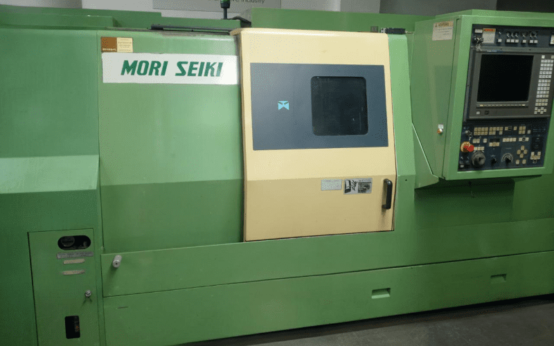 Tour CNC Mori Seiki SL-25 à axe C